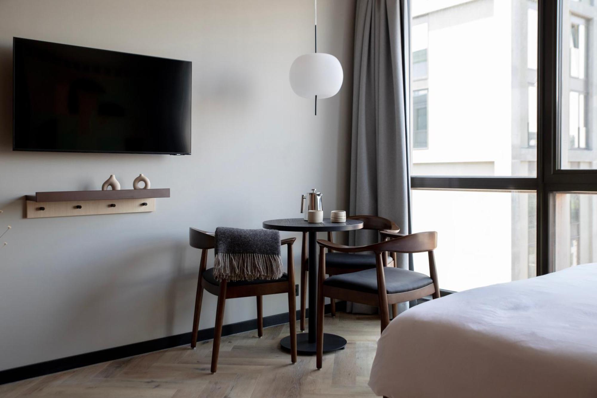 Bob W Amsterdam Noord Aparthotel Room photo