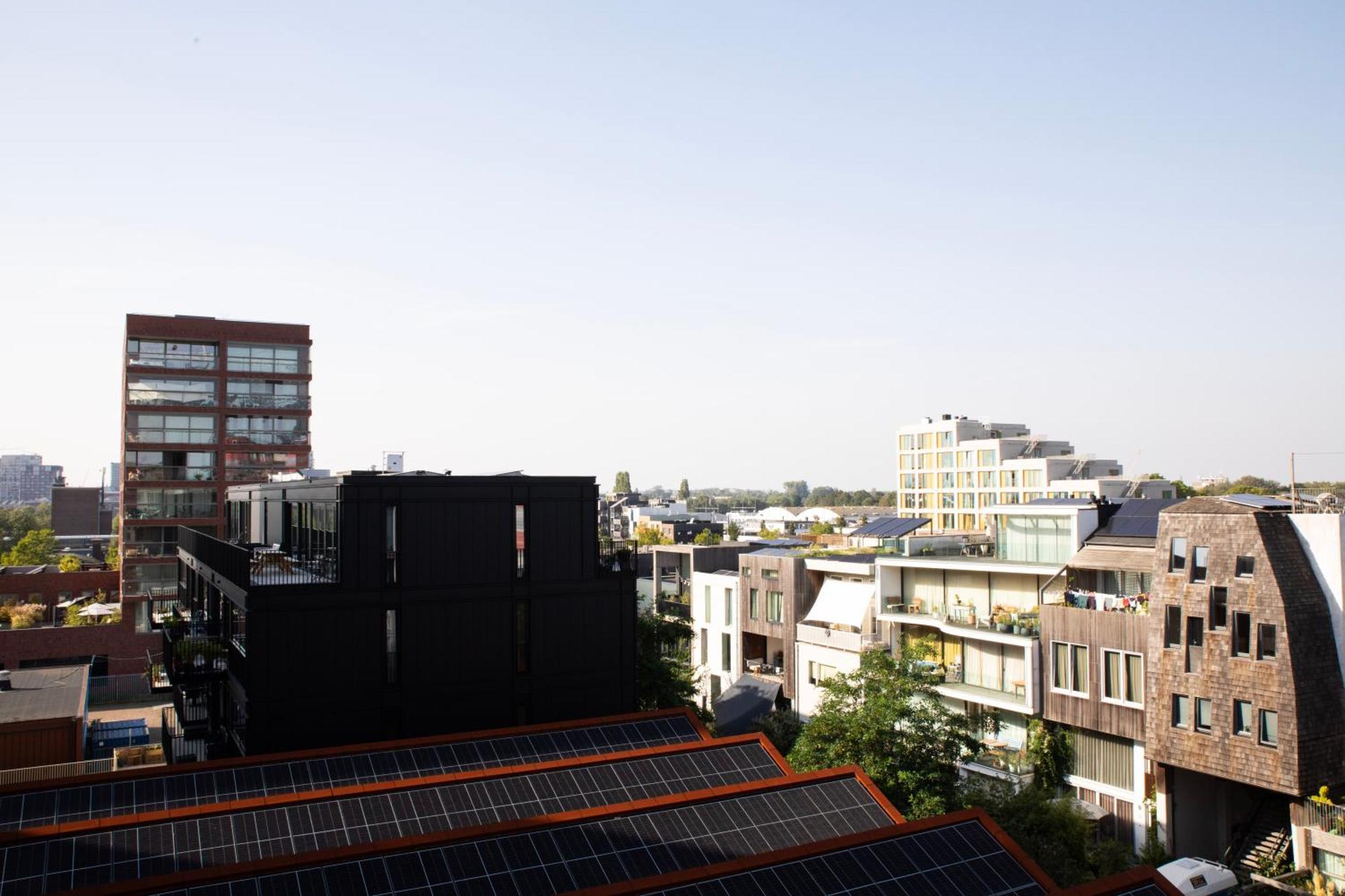 Bob W Amsterdam Noord Aparthotel Room photo